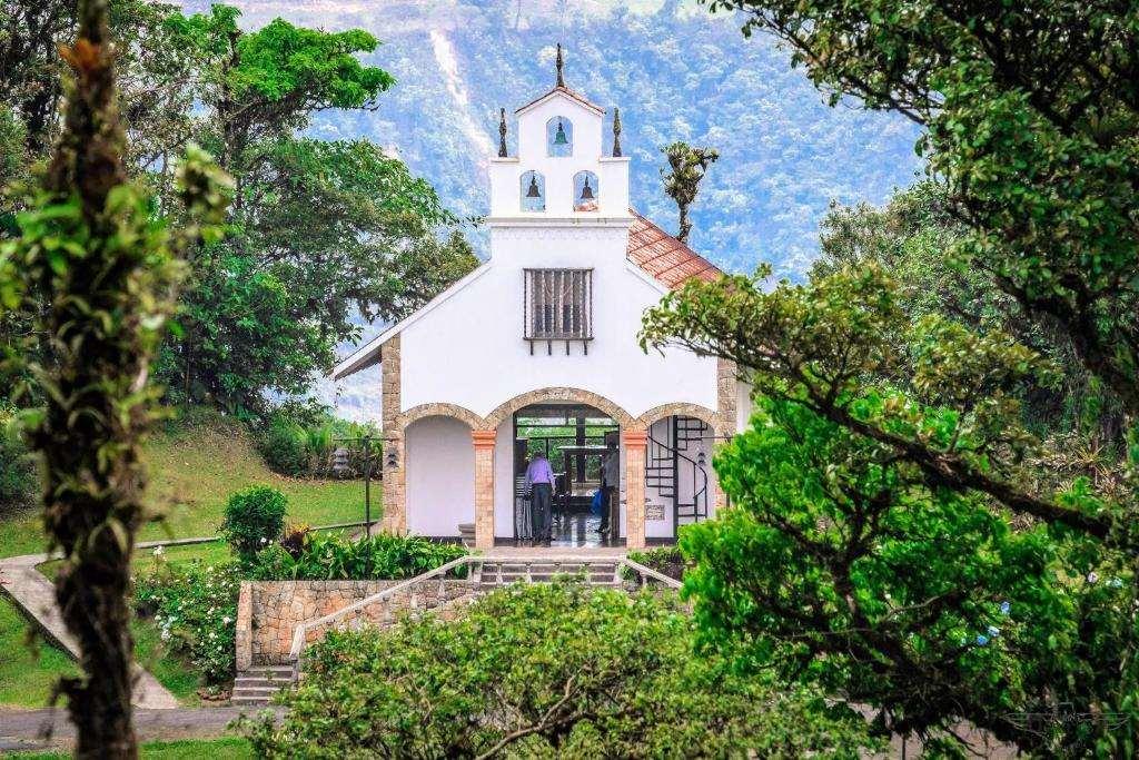 Villa Blanca Cloud Forest Hotel & Retreat San Ramón Extérieur photo